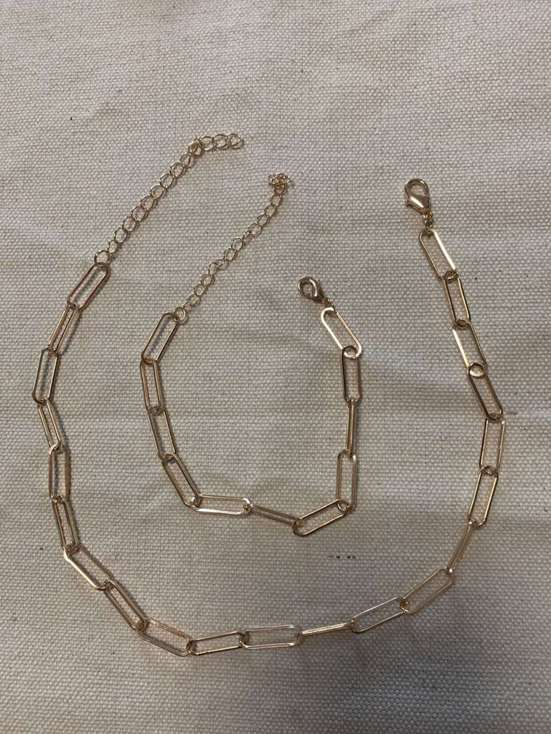 Paper Clip Link Chain Necklace