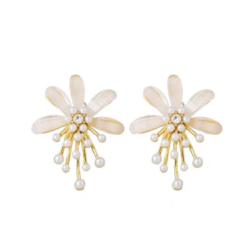 Sweet Tiny Flower Imitation Pearl Earrings