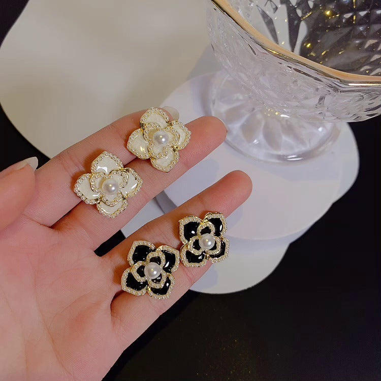 Vintage Women Pearl Flower Stud Earrings