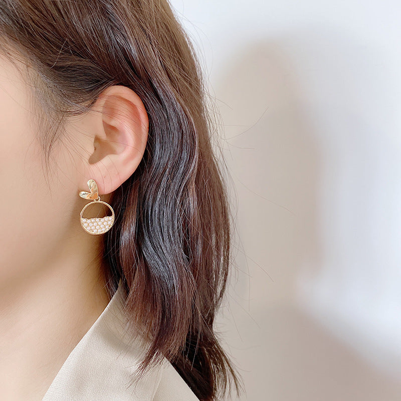 Geometric Pearl Dangle Earrings