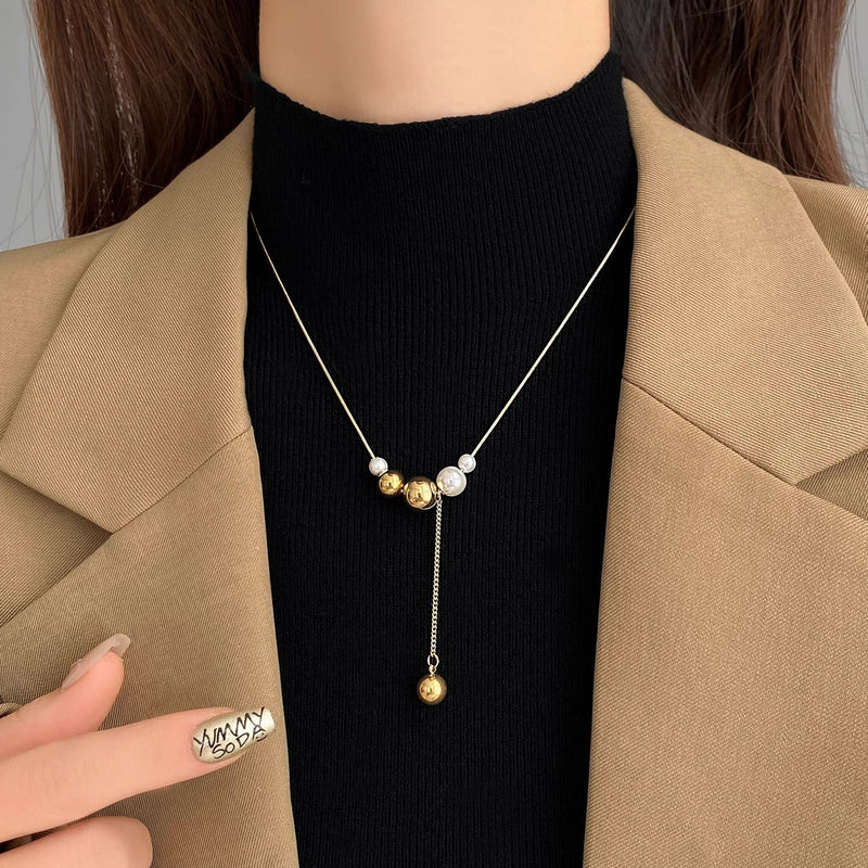 Snake Bone Chain Pearl Pendant Necklace