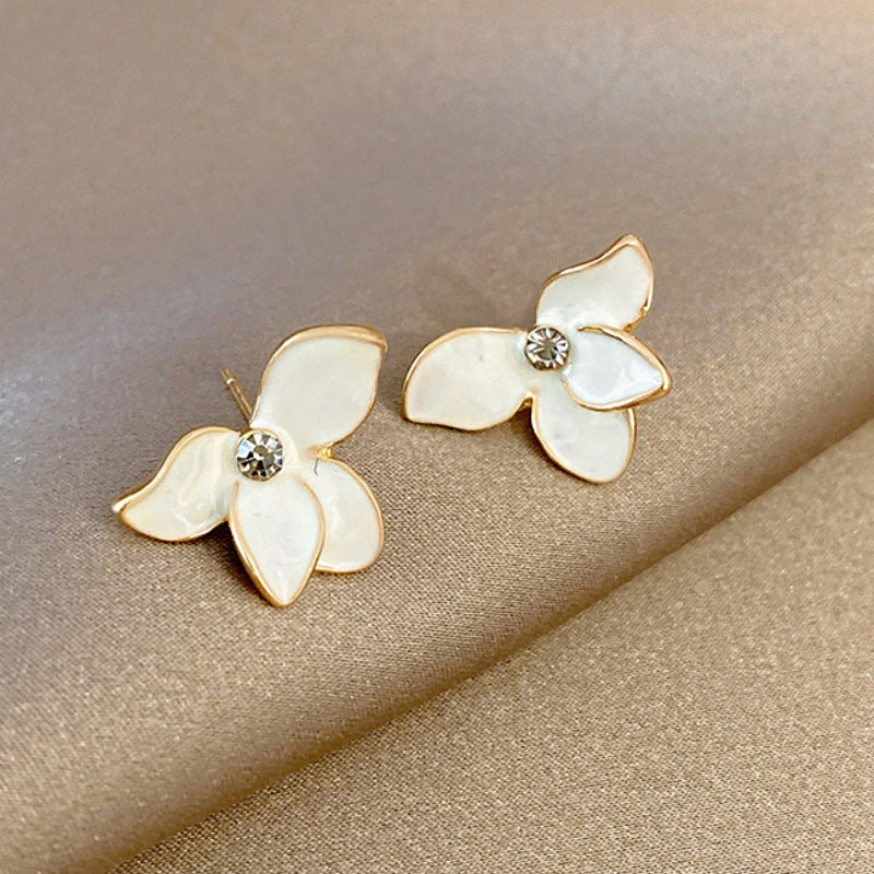 Half Pearls Flower Heart Stud Earring for Women