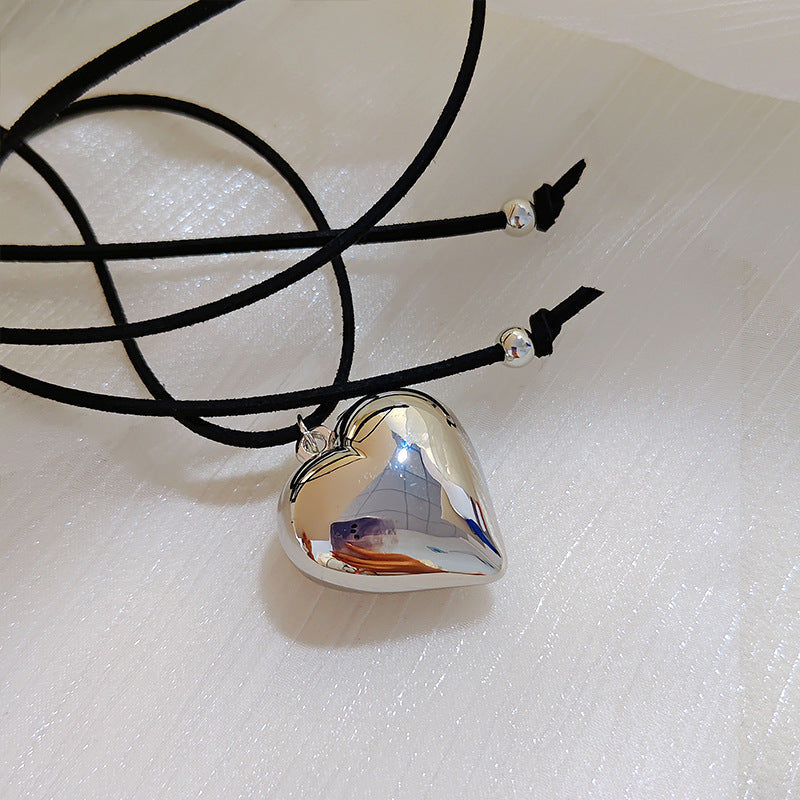 Goth Love Heart Pendant Necklace for Women