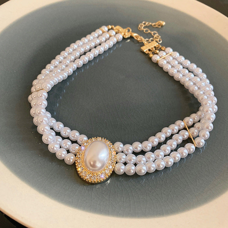 Handmade 3-Layer Retro Necklace for Women round Imitation Pearl Choker