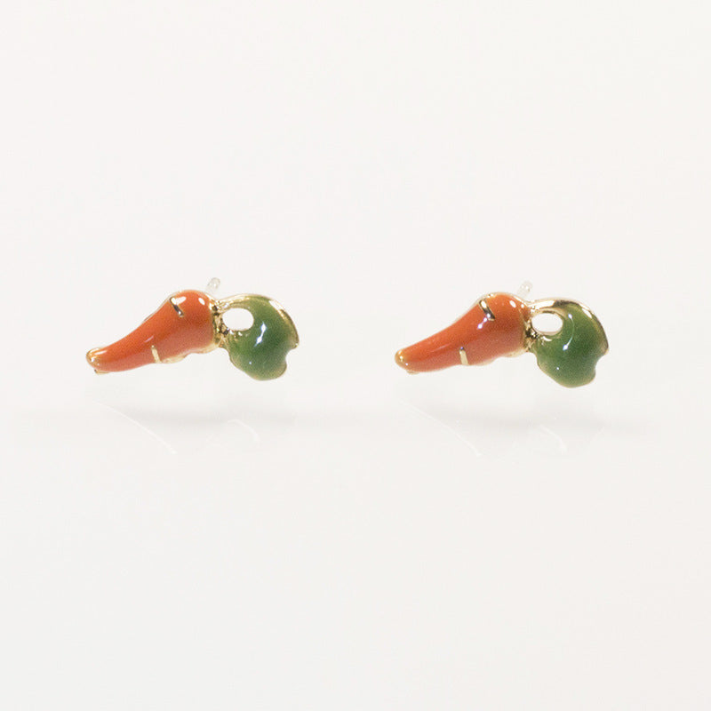 Enamel carrot Stud Earring
