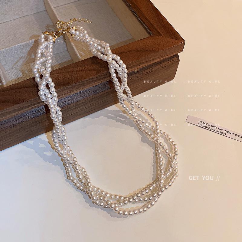 Multilayer Twisted Necklace Pearl Clavicle Chain