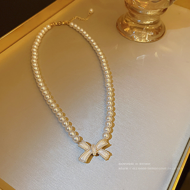 Chain Bowknot Pendant Choker Necklace
