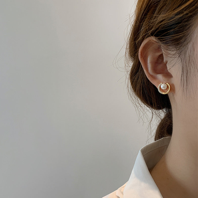 Baroque Pearl Geometric Circle Earrings