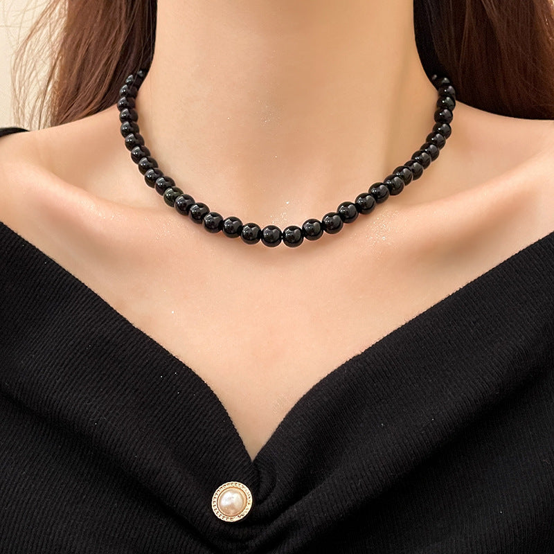 Retro Black Pearl Necklace