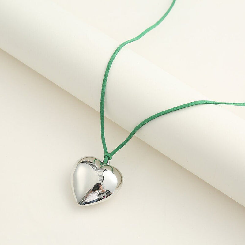 Wax Line Bowknot Beloved Heart Necklace