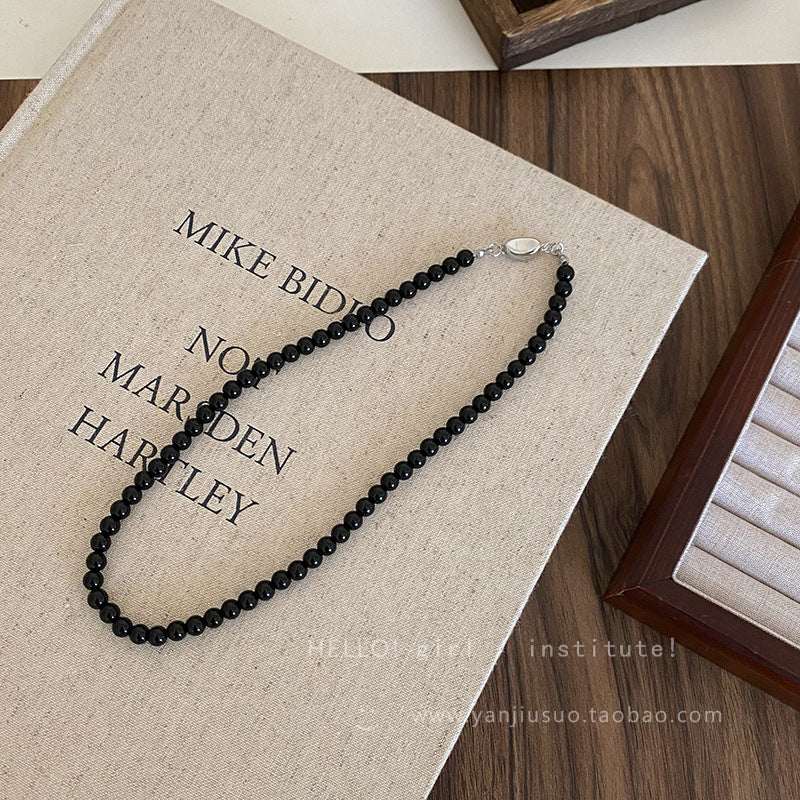 Retro Black Glass Pearl Necklace