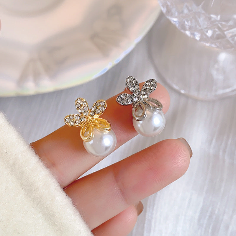 Five-Petal Flower Pearl Drop Earrings