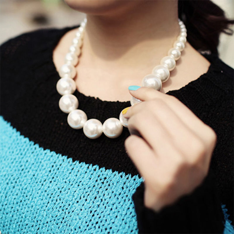 Chunky Large Simulated Pearl Choker Necklace