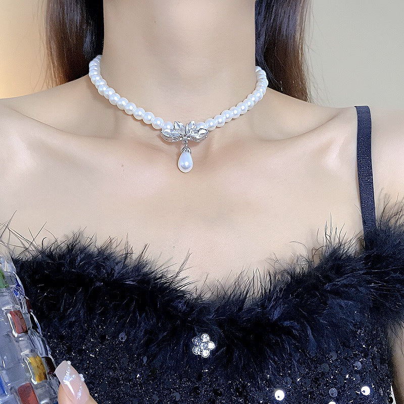 Crystal Stone Petal Pearl Pendant Necklace