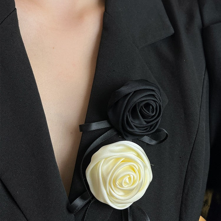 Elegant Rose Flower Pearl Chain Necklace