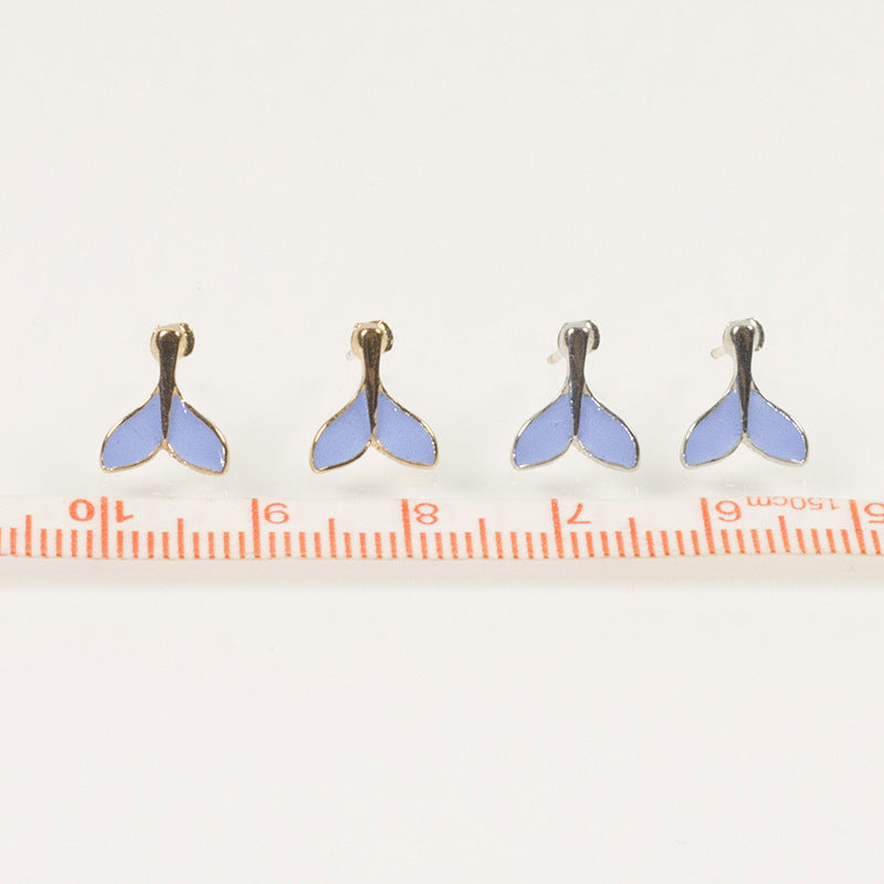 Fashion Small Fishtail Stud Earrings