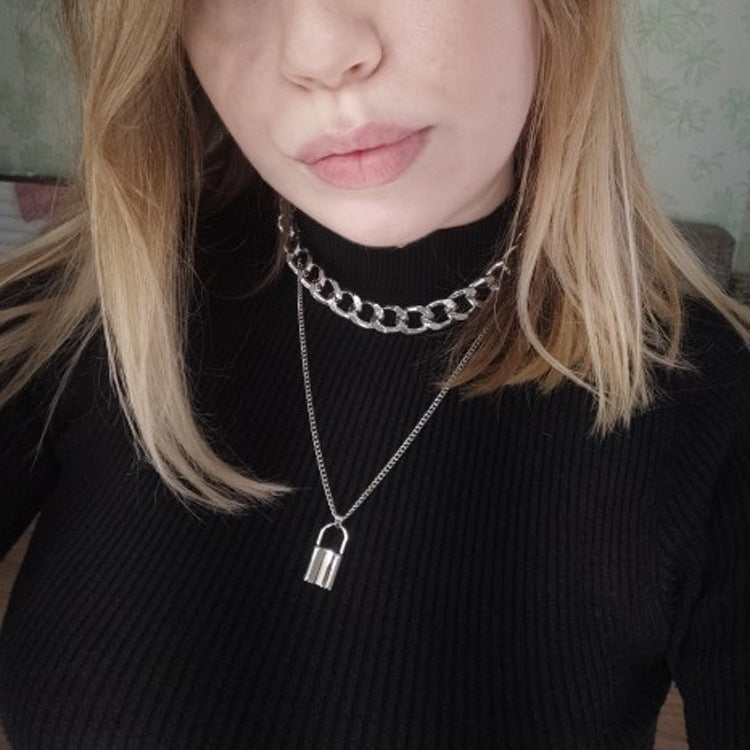 Layer Lock Chain Pendant Necklace