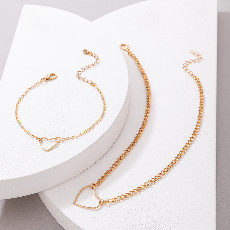 Chain Hollow Heart Choker Necklace