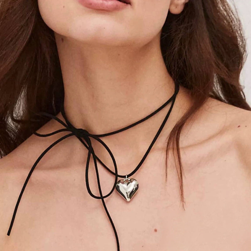 Vintage Women Heart Choker Necklace