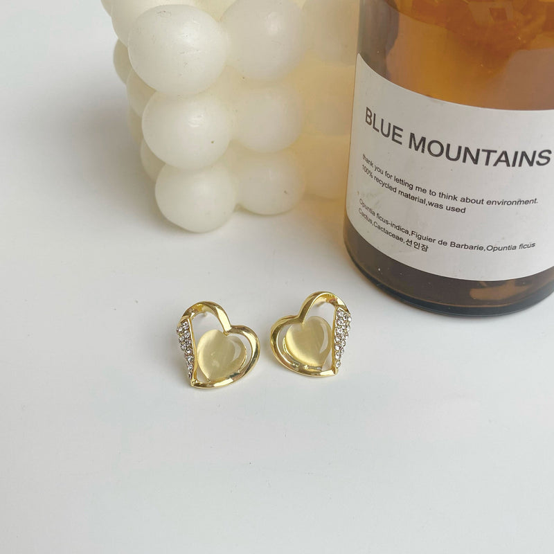 Fashion Rhinestone Heart Opal Stud Earrings