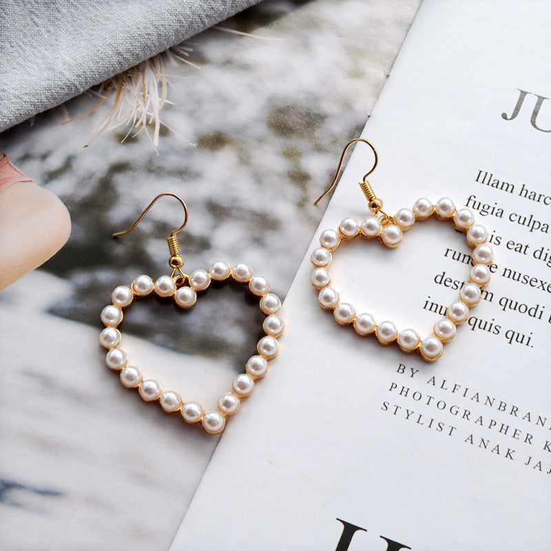 Geometric Pearl Heart Shape Earrings