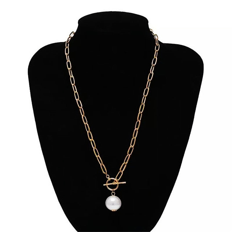 Baroque Pearl Pendant Choker Necklace