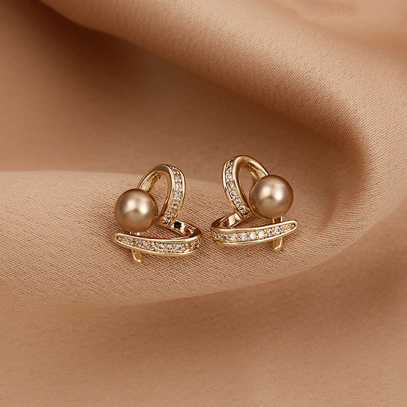 Hollow Love Ear Studs Irregular Heart Earrings for Women