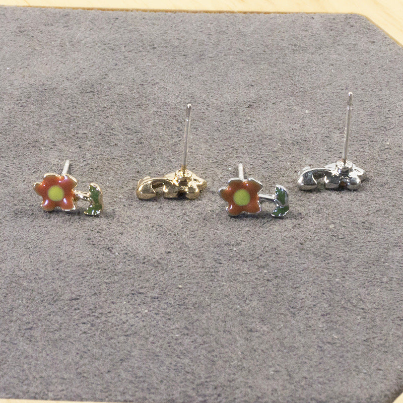 Carrot flower stud earrings set