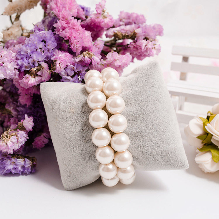 Elegant Glass Pearl Beaded Bracelet