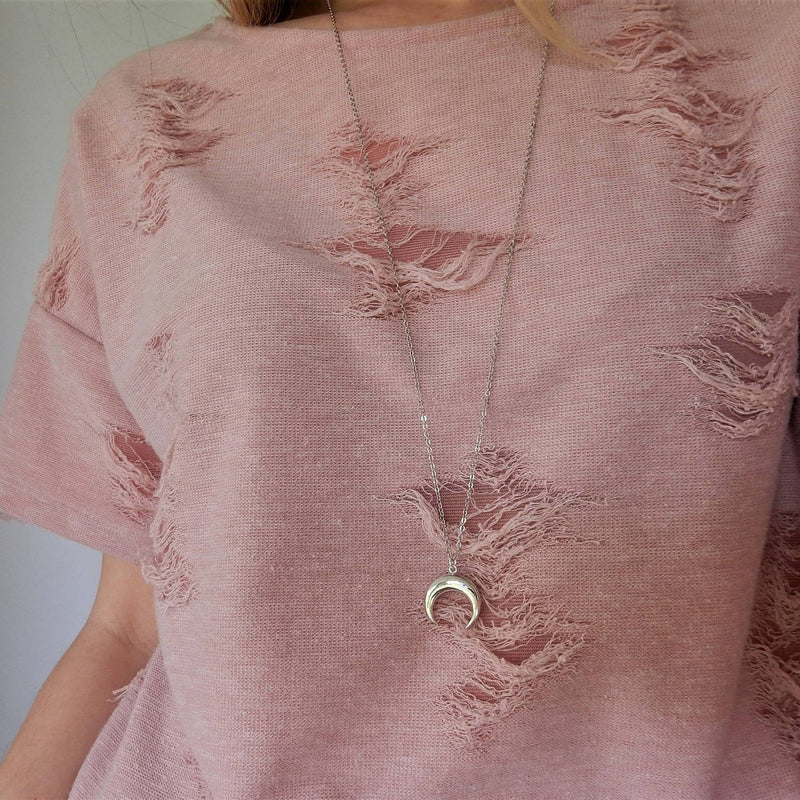 Dainty Crescent Moon Necklace