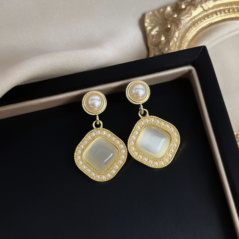 Geometric Sparkling Opal Square Earring