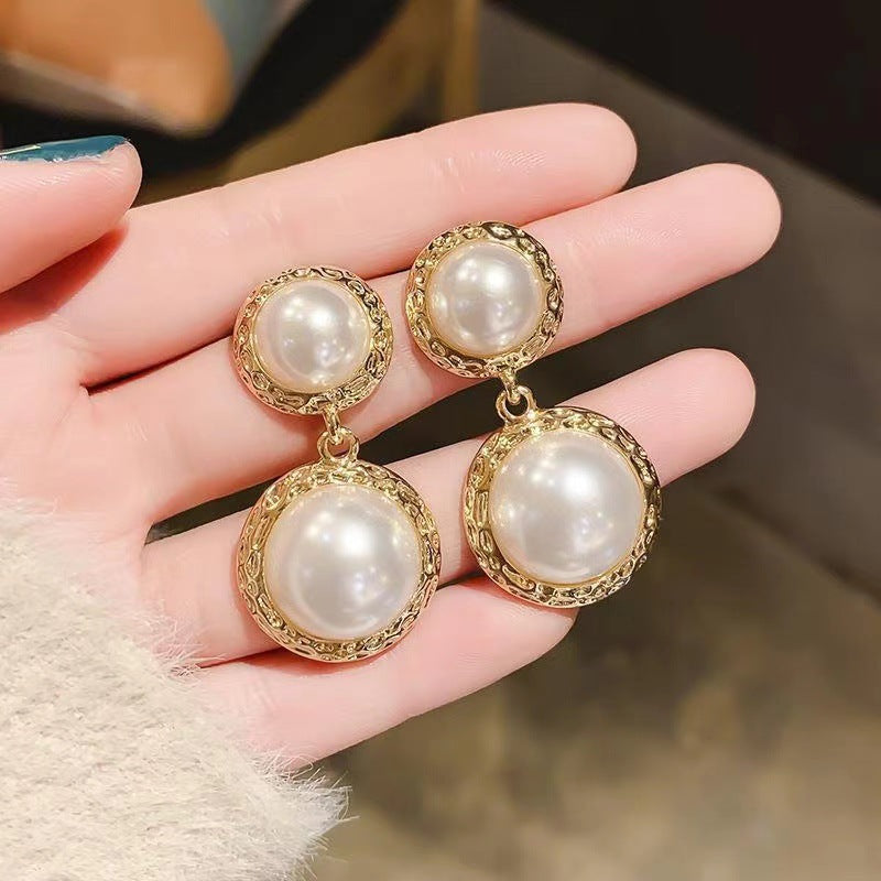 Round Pearl Pendant Earrings