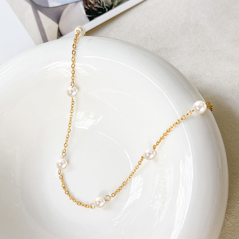 Round Pearl Choker Necklace