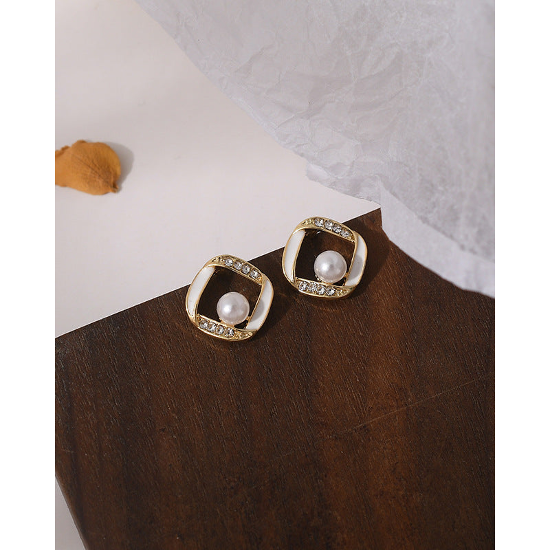 Geometry Hollow Rhinestone Pearl Stud Earrings