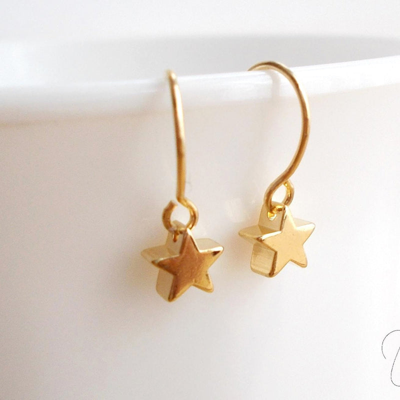Plain Star Dangle Hoop Earring