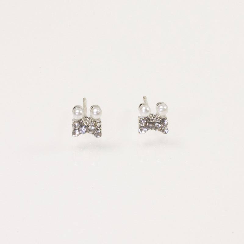 Sweet Crystal Pearl Studs Earring