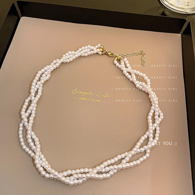 Multilayer Twisted Necklace Pearl Clavicle Chain