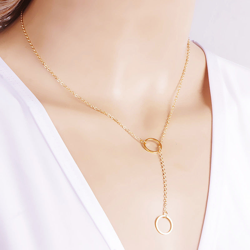 Circle Pull Short Necklace