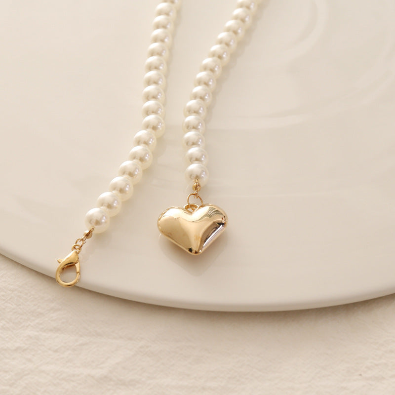 Heart Pendant Women Pearls Choker Necklace