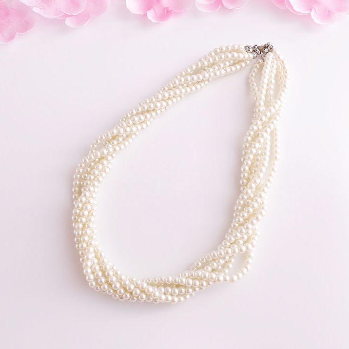 Round Twisted Glass White Pearl Necklace