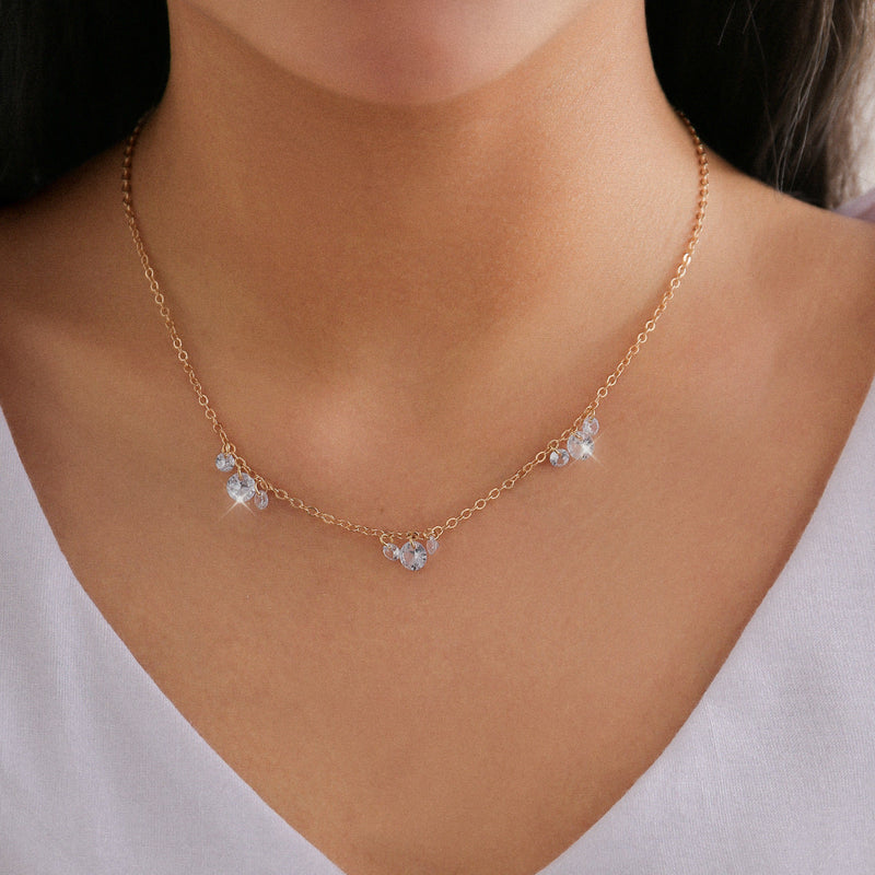 Pulling Pearl Chain Necklace for Women