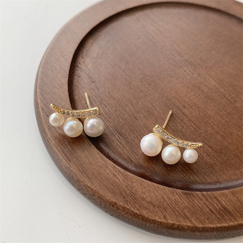 White Pearl Stud Earring