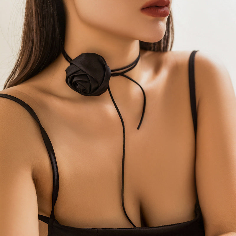 Rose Vintage Choker Necklace Elegant Fabric