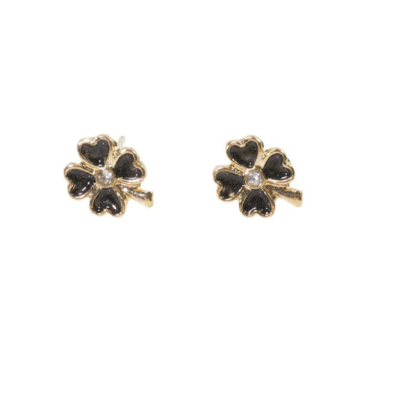 Classic Fashion Lucky Clover Earrings