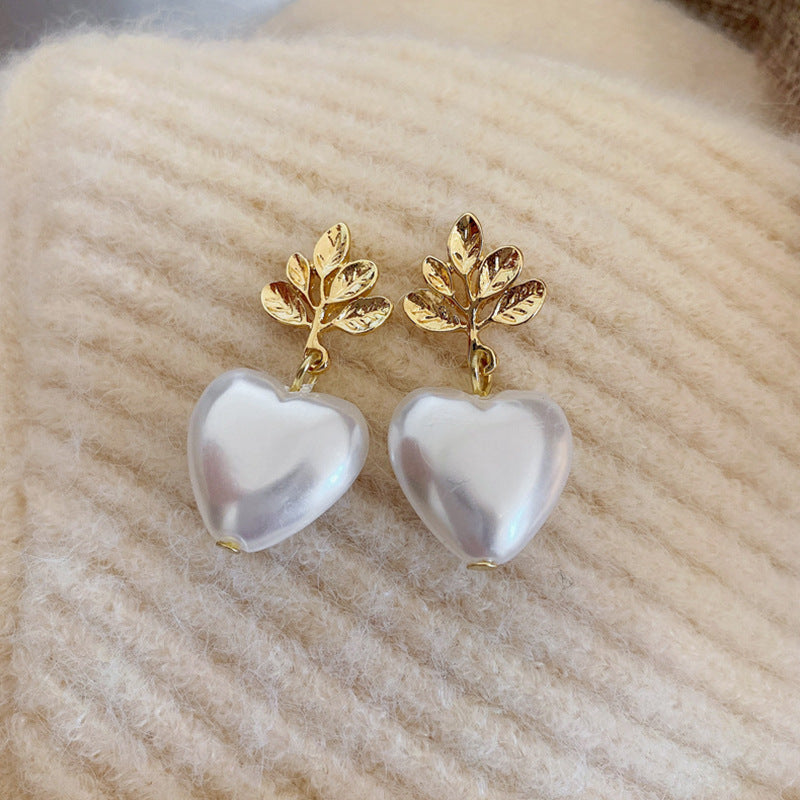 Heart Pearl Pendant Earrings