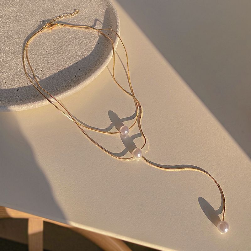 Double Layers Simple Clavicle Necklace