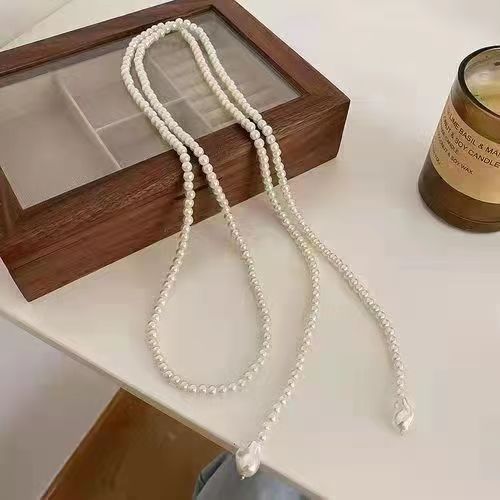 Long Chain Pearl Beaded Pendant Necklace