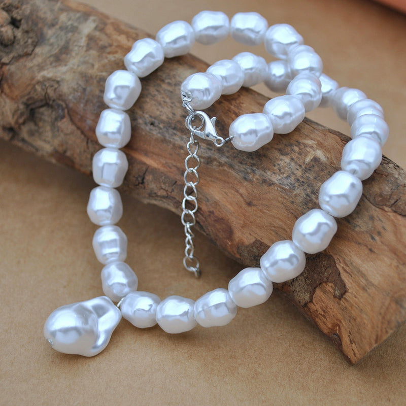 Baroque Pearl Necklace Women's Neck Choker Collarbone Chain Accessories