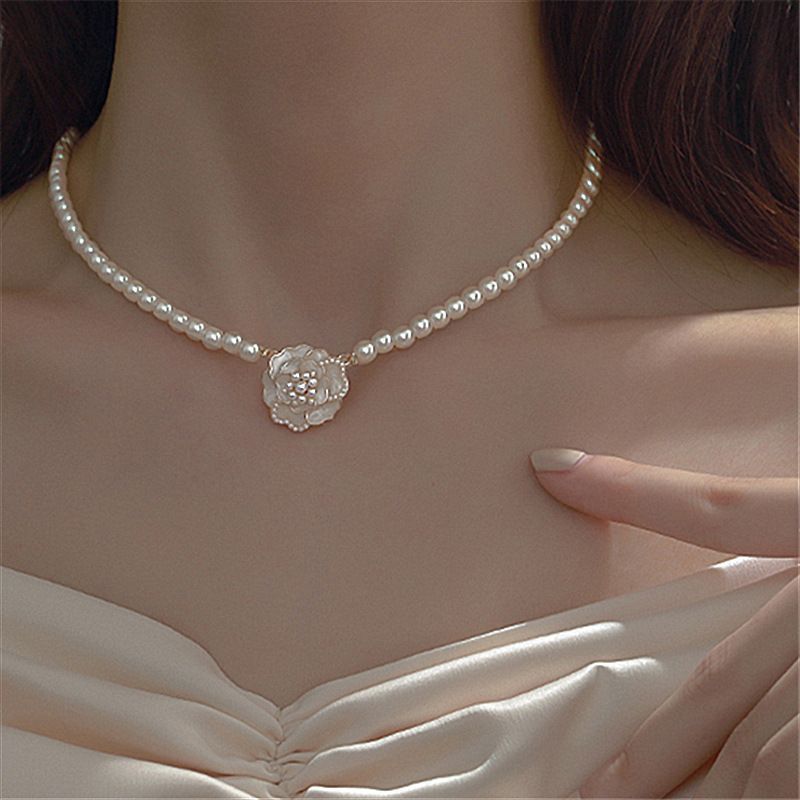 Elegant Camellia White Imitation Pearl Necklace