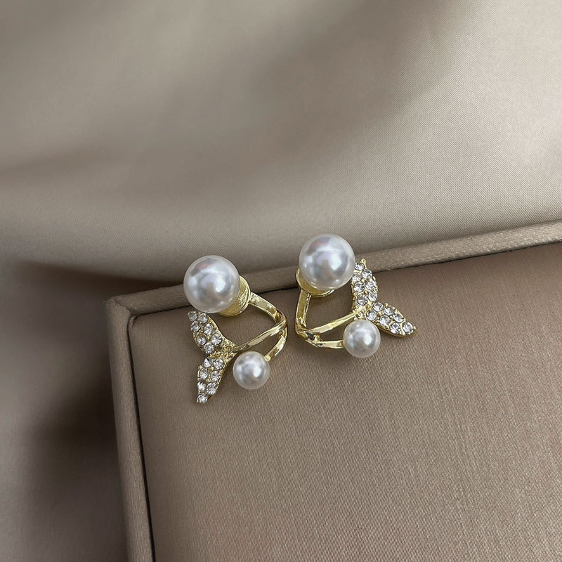 Rhinestone Fishtail Pearl Stud Earrings